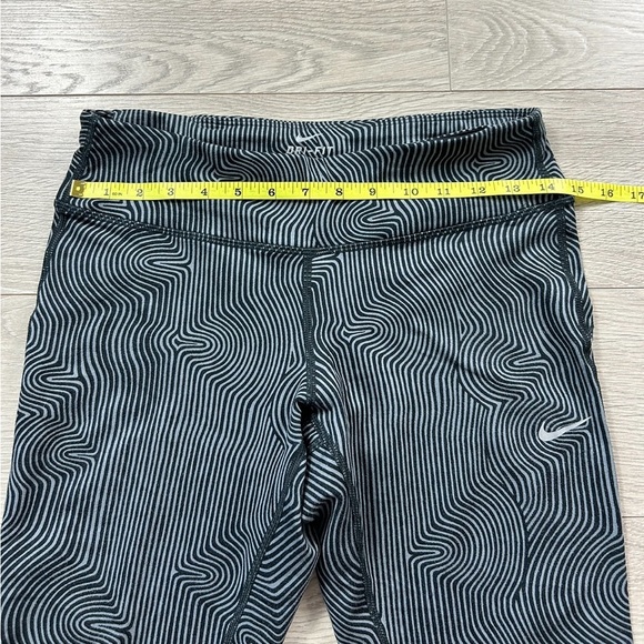 Nike Zen Epic Run Tight Leggings - Picture 11 of 14